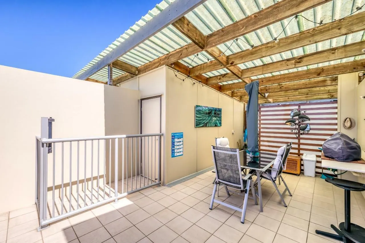 On The Beach Resort Bribie Island Woorim Daire